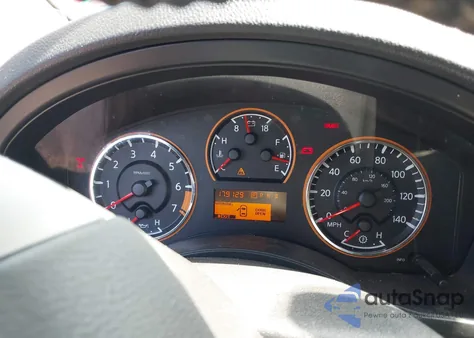 2013 Nissan Armada Platinum из США, поврежденный, VIN 5N1BA0NF4DN613987